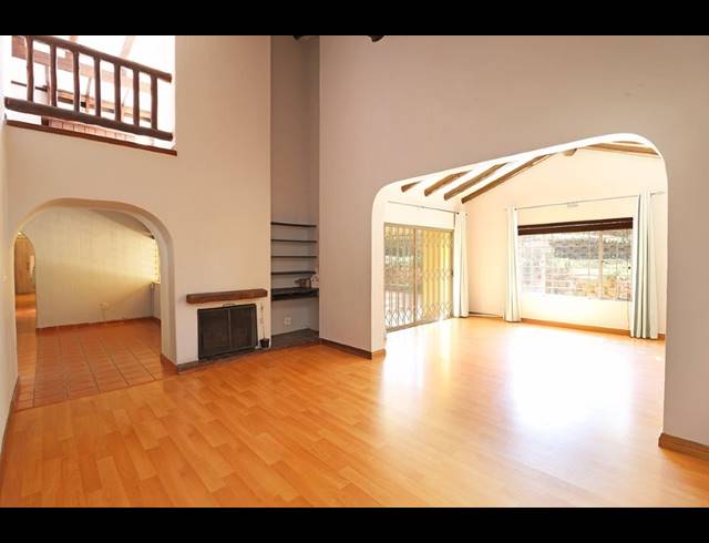 4 BEDROOM HOUSE FOR SALE IN WELTEVREDEN PARK